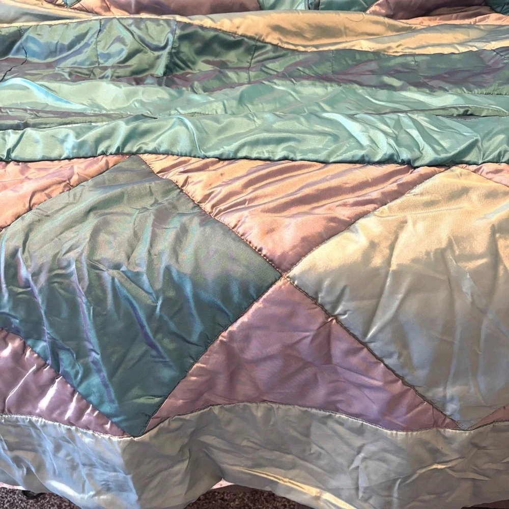 Iridescent Satin Patchwork Comforter Teal Purple Silver Embroidered Quilt Retro